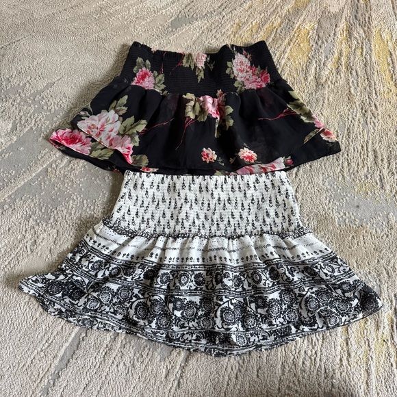 Express skorts pull on elastic waist black floral Aztec print pleated mini XS - Picture 2 of 10